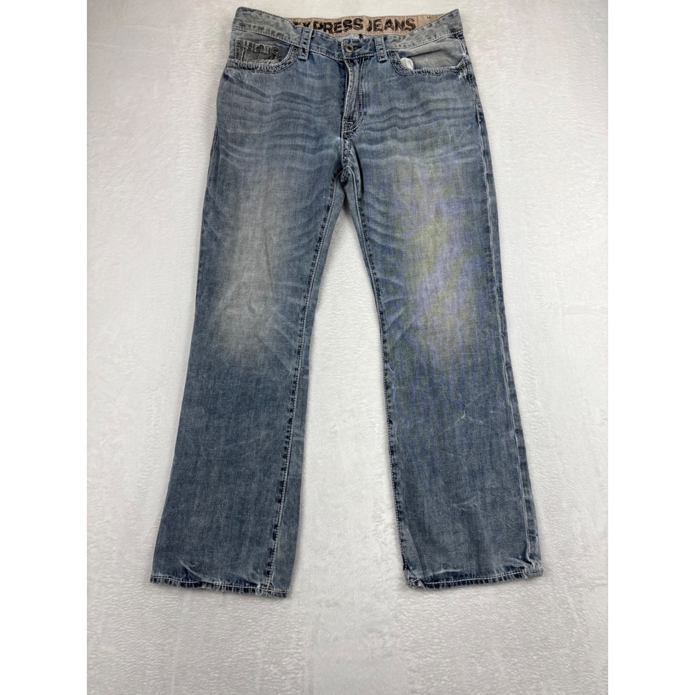 Express Jeans Mens 36x32 Classic Fit Light Wash Distressed Denim Blue Pants